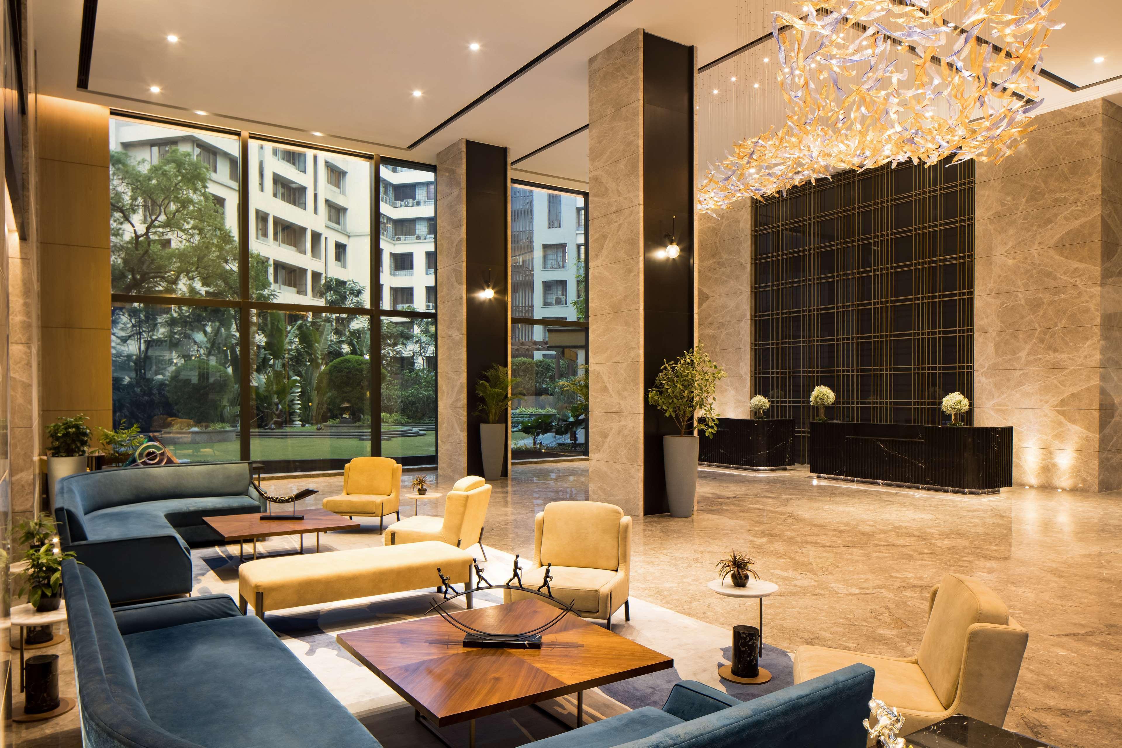 Radisson Blu Mumbai International Airport Hotel Exterior foto Lobby